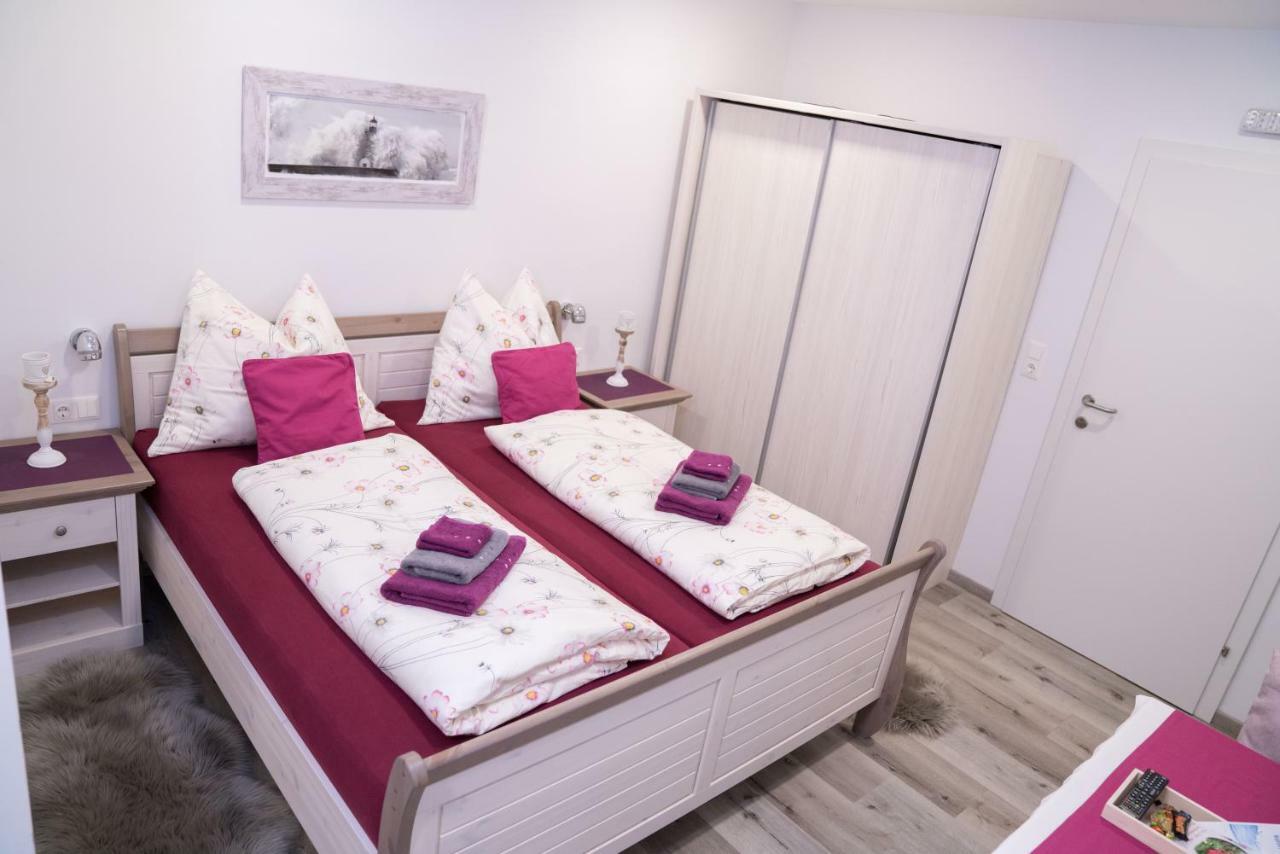 Pension & Restaurant La Amalia Bad Sauerbrunn ภายนอก รูปภาพ