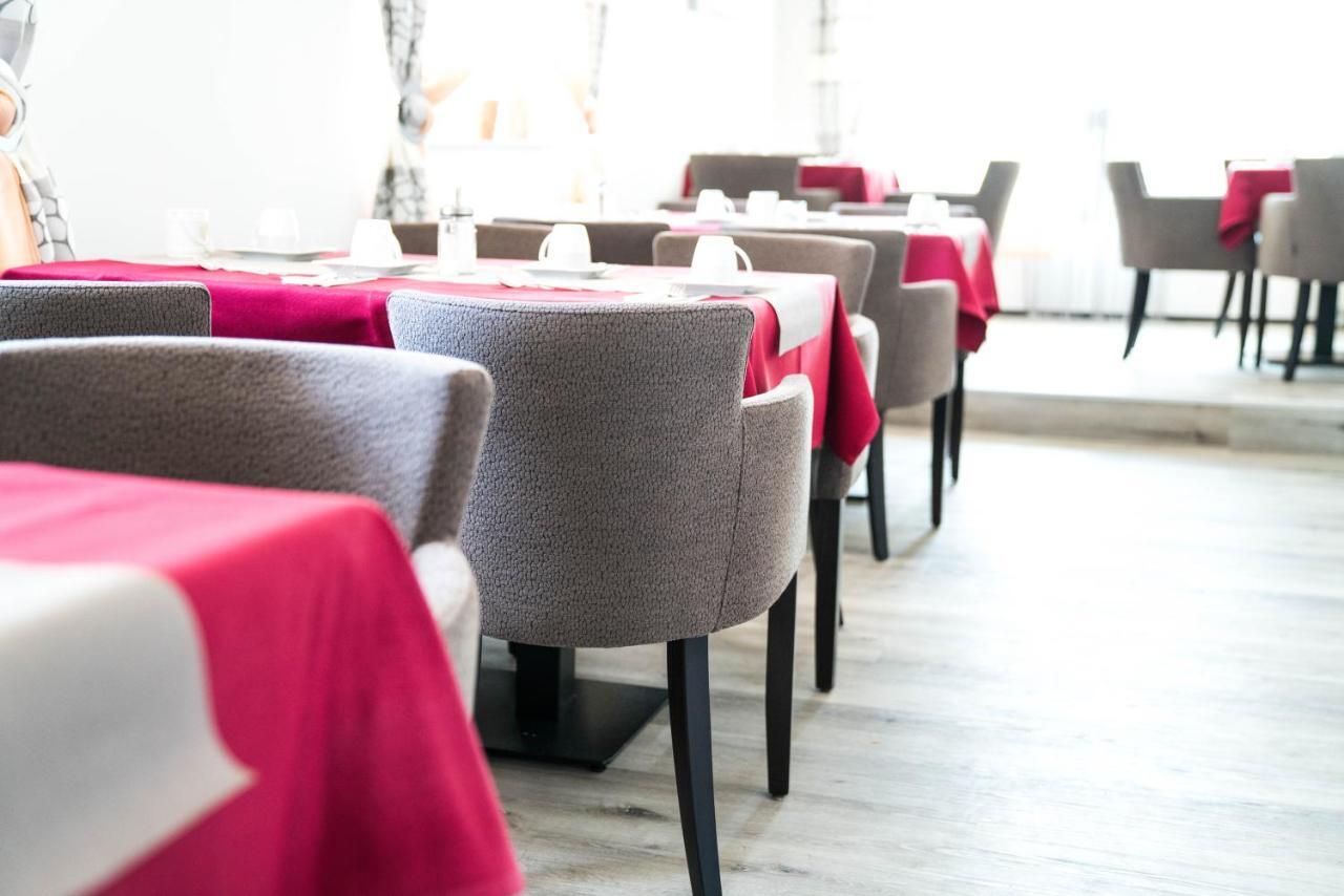 Pension & Restaurant La Amalia Bad Sauerbrunn ภายนอก รูปภาพ